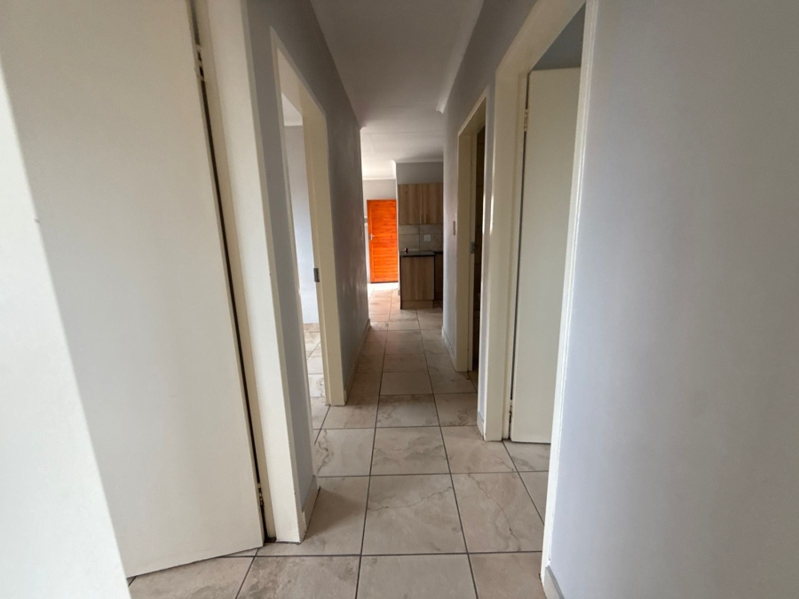 3 Bedroom Property for Sale in Waterval East North West